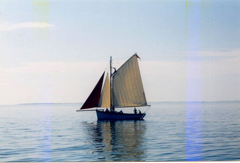 ./le_chantier_de_la_Mouette_1995-96/1996_premieres_navs/199607_vers_douarnenez4a.jpg